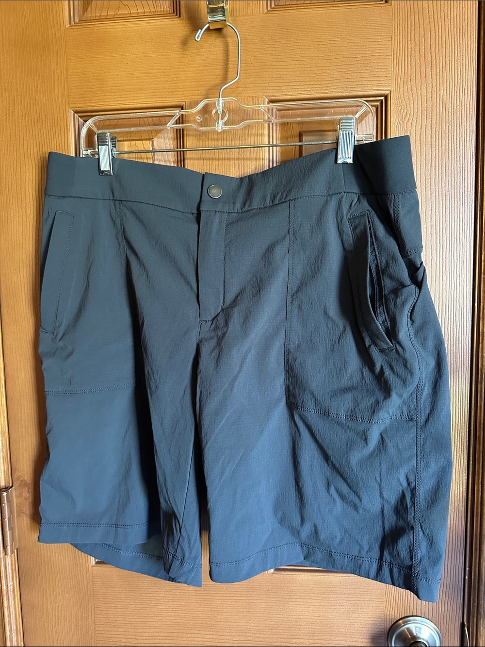 Women’s Sundance Lightweight Dark Army Green Hiking/Sport Shorts, 9” size 14